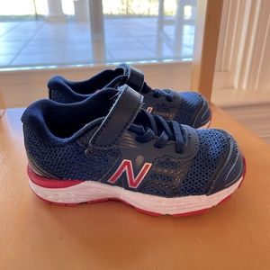 Toddler New Balance Sneakers Size 6.5